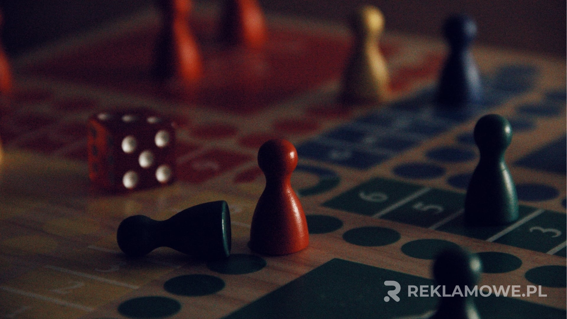 Analiza gry reklamowej na komputerze